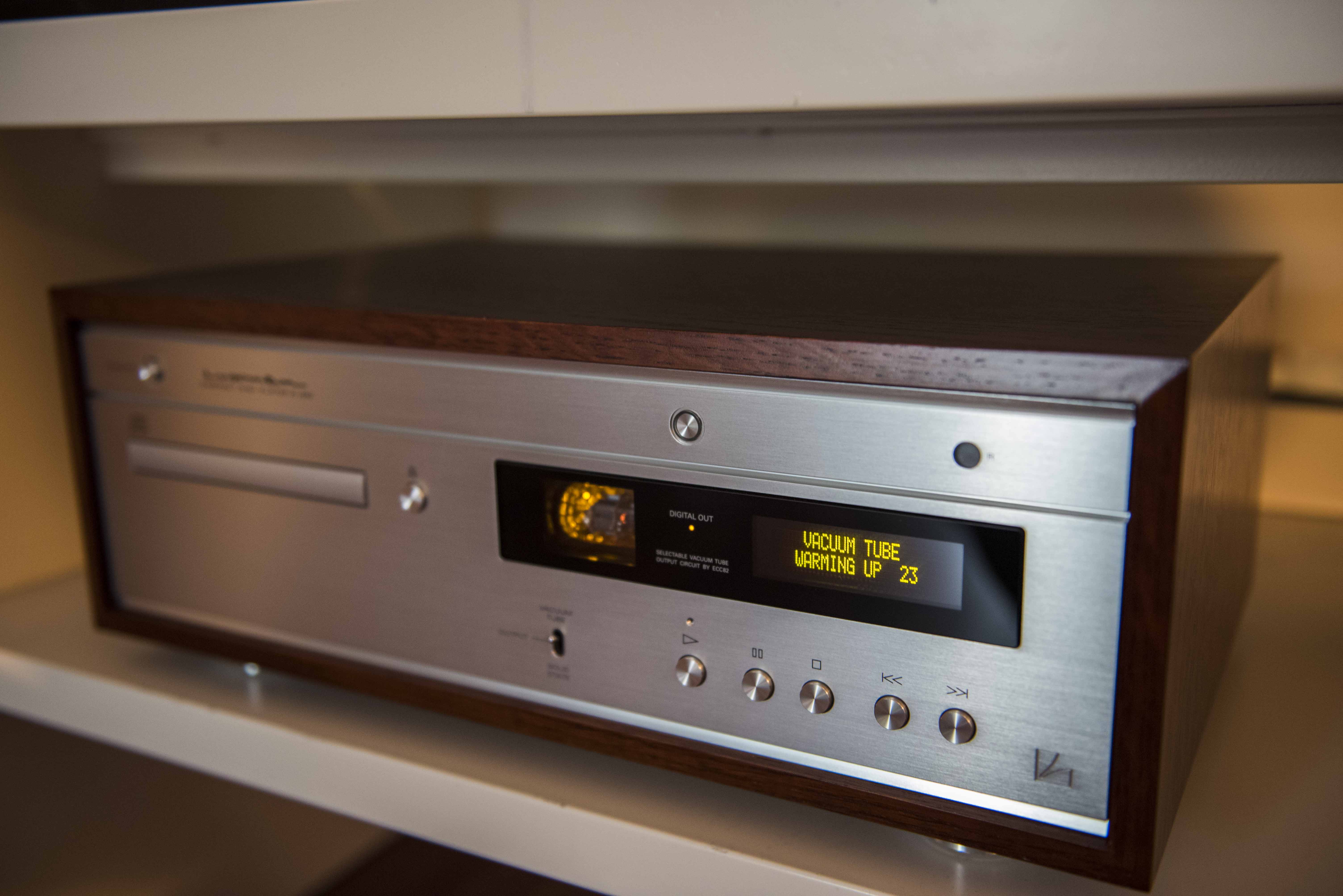 Luxman19